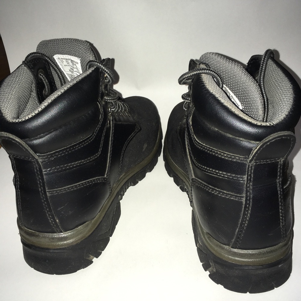 ***SOLD***.   Size 7 Steel toed Texas steer boots.